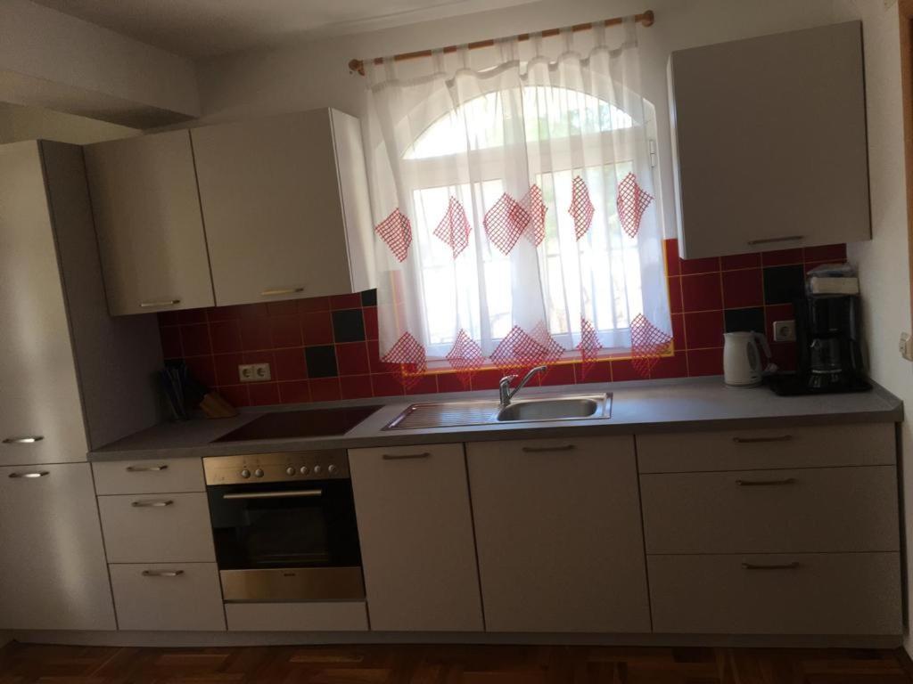 Apartman Put Svete Kate Raslina Exterior foto